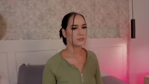 emily_luve online show from 07.04.26