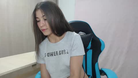 emily_mikelhot online show from 12.03.25