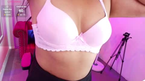 Snapshot of emily_milleers chatting on 02.18.26 EMILY. online show from 02.18.26