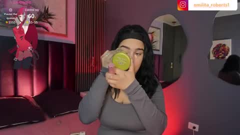 Snapshot of emily_roberts1 chatting on 01.25.25 Emily online show from 01.25.25