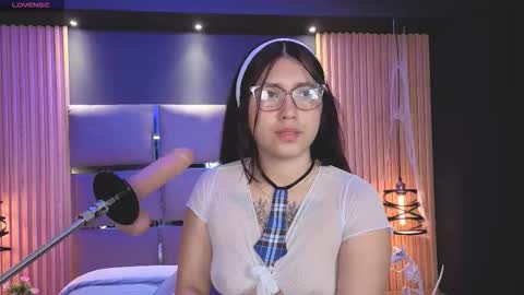 Emily online show from 11.22.25