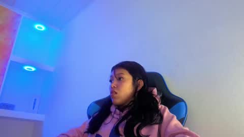       online show from 09.30.25