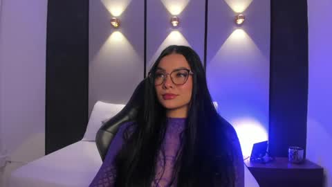 Snapshot of emily_tolson chatting on 05.20.26 emily_tolson online show from 05.20.26