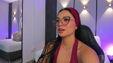 Snapshot of emily_tolson chatting on 05.22.26 emily_tolson online show from 05.22.26