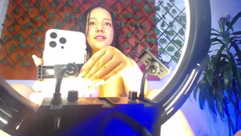 Snapshot of emily_trujillo chatting on 10.08.25 Emily Trujillo online show from 10.08.25