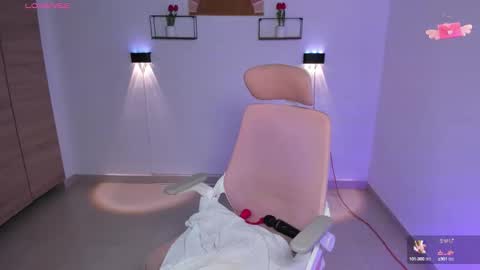 Emi online show from 10.14.25