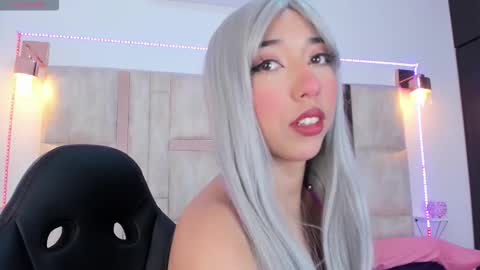 emily_walker4 online show from 09.30.25