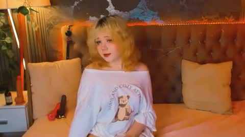 Baby Emelli online show from 05.20.26