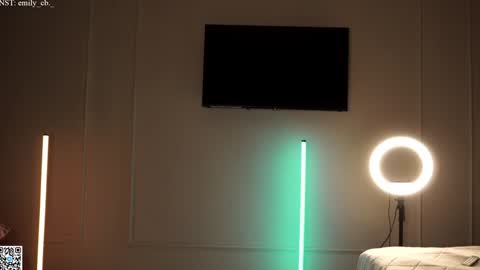 emilybatee online show from 12.06.24