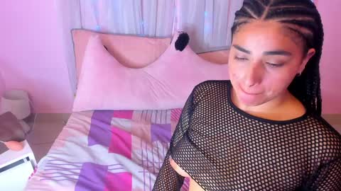 Snapshot of emilybta chatting on 01.19.25 EMILY online show from 01.19.25