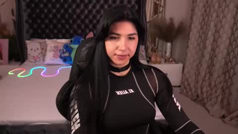 Emy online show from 09.29.25