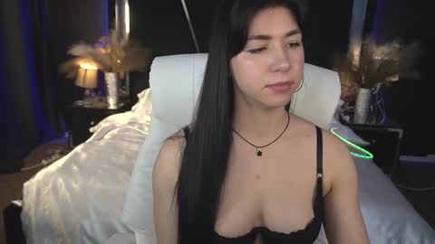 Emy online show from 11.08.25