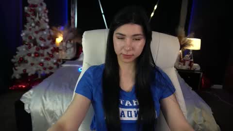 Emy online show from 12.22.25