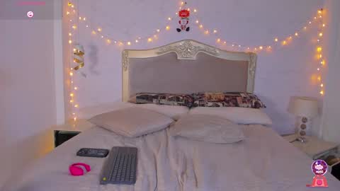 Emily online show from 12.02.24