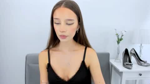 EmilyCharming online show from 11.25.25