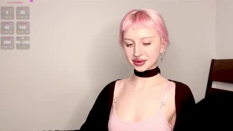 Snapshot of emilycutegirl chatting on 02.07.26 Emily online show from 02.07.26