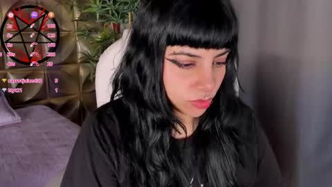 Snapshot of emilydarkwood chatting on 10.17.25 Emily online show from 10.17.25