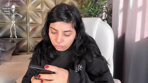 Snapshot of emilydarkwood chatting on 10.26.25 Emily online show from 10.26.25