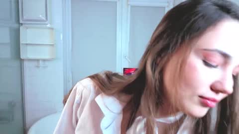 Emily online show from 11.22.25