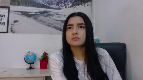 Snapshot of emilygh1_ chatting on 06.29.26 Emily online show from 06.29.26
