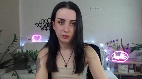 Snapshot of emilylayer chatting on 02.18.25 Emyli online show from 02.18.25