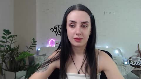 Snapshot of emilylayer chatting on 02.25.25 Emyli online show from 02.25.25