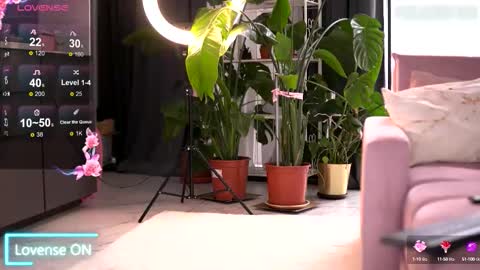 Emily online show from 10.04.25