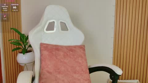 Emily  online show from 11.11.25