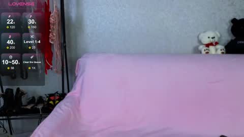 Emily Robbie online show from 02.23.25