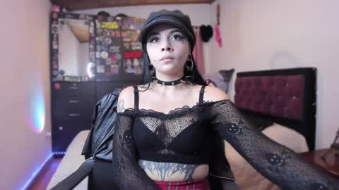  Emily Support me to have 100 likes plx online show from 12.03.24