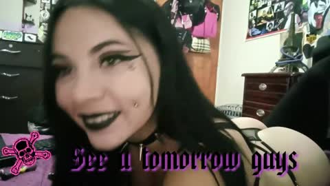  Emily Support me to have 100 likes plx online show from 12.30.24