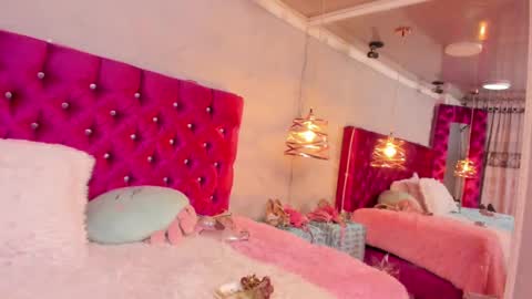 Emily online show from 12.21.24