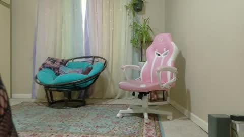 Snapshot of emilyshaze chatting on 02.21.26 emily haze online show from 02.21.26