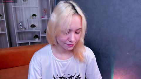 Snapshot of emilytrase chatting on 03.03.26 Betty online show from 03.03.26