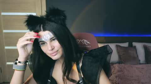 Emily online show from 01.27.25