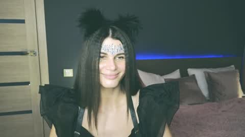 Emily online show from 02.02.25