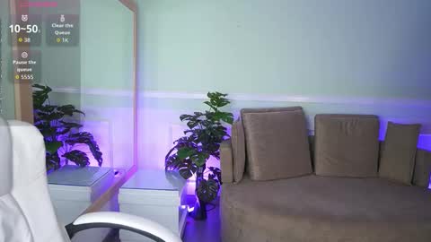 Snapshot of emilyturnerx chatting on 02.21.26 Emily Turner online show from 02.21.26