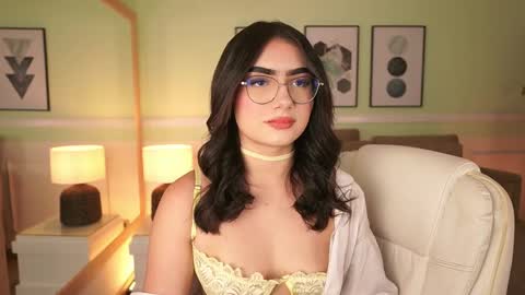 Emily Turner  online show from 04.01.26