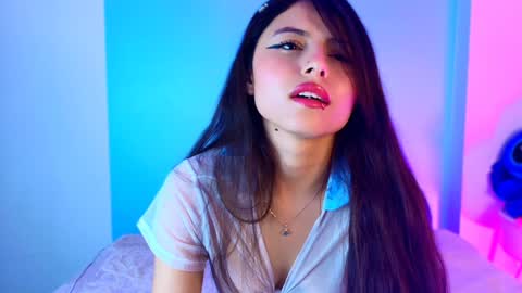    online show from 02.03.25