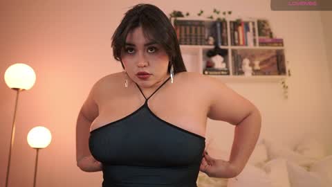 IG thickemmsss online show from 01.11.25