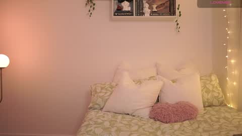 IG thickemmsss online show from 01.11.25