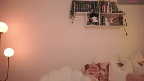 IG thickemmsss online show from 02.07.25