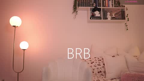 IG thickemmsss online show from 02.19.25