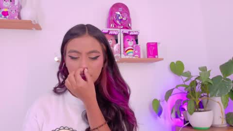 Emily Bank online show from 04.01.26