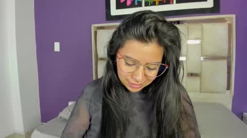 emilyy_cooperr online show from 03.04.26