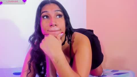 emilyy_walker online show from 03.18.26