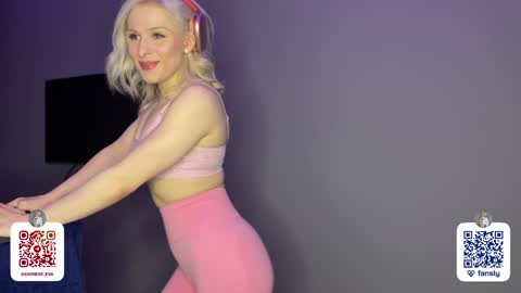 Eminent Eva online show from 02.05.25