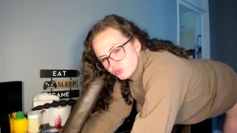 emliyjamesmjb online show from 03.04.25