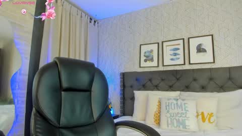 Emma online show from 03.10.25