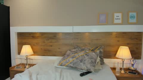 Emma  online show from 01.26.25